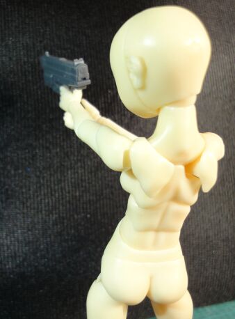 �R�g�u�L���E�E�F�|�����j�b�g�̃n���h�K���B������Ƒ傫��