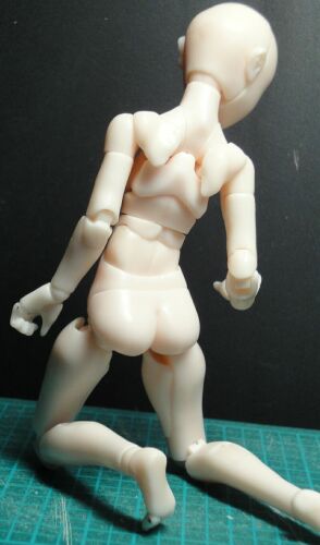 �������f�̃|�[�Y��4�i�G�����j