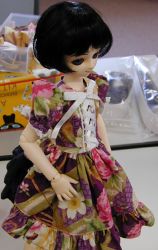 �a���̃h���X