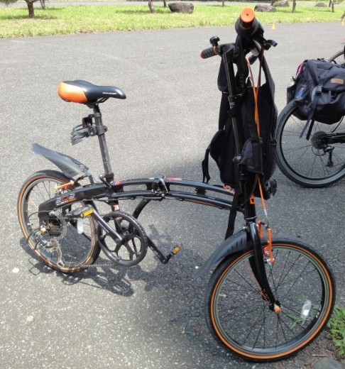 ノーマルなドッペルギャンガーの折り畳み自転車